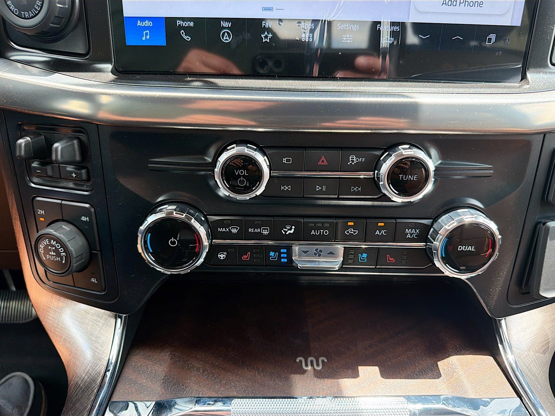 New 2026 Ford F150 King Ranch w/ Equipment Group 601A High AWD/4WD image 21