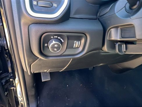 Used 2024 RAM 2500 Big Horn w/ Bed Utility Group image 26