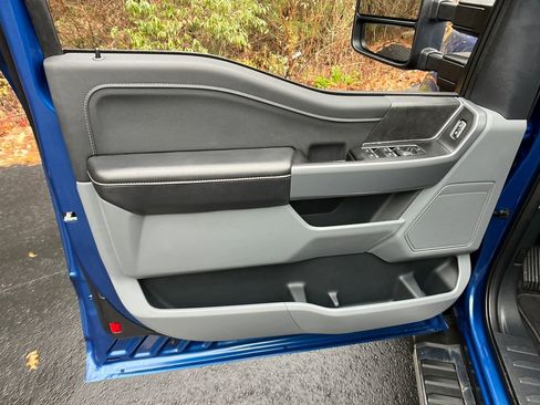 Used 2024 Ford F150 XLT w/ Mobile Office Package image 11