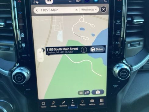 Certified 2025 RAM 1500 Big Horn image 30