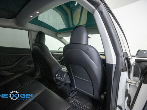 Used 2023 Tesla Model 3 Standard Range RWD image 33
