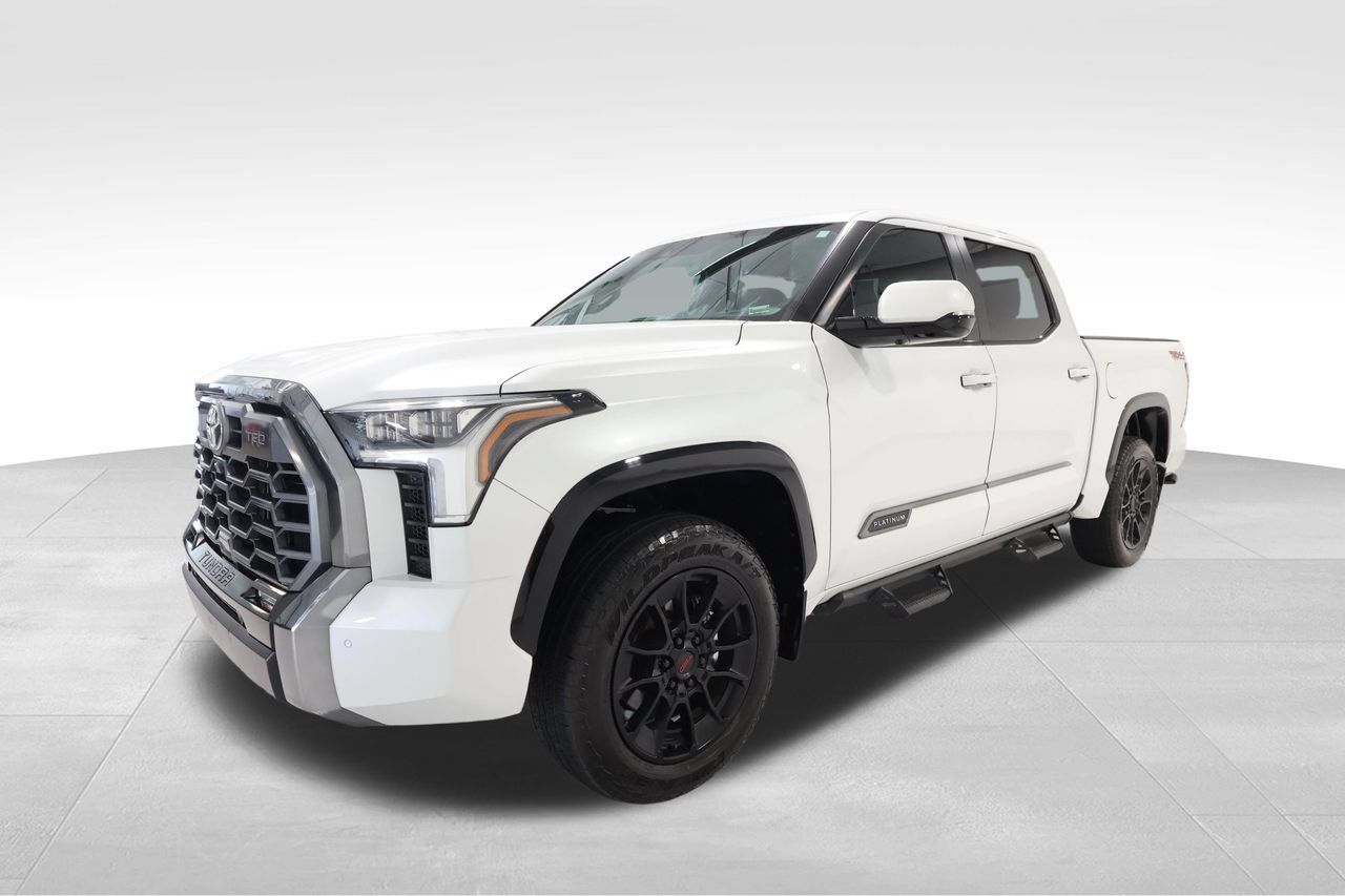 Used 2025 Toyota Tundra Platinum w/ TRD Off-Road Package AWD/4WD image 8