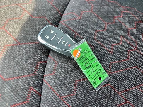 Used 2020 Chevrolet Sonic LT w/ Convenience Package image 18