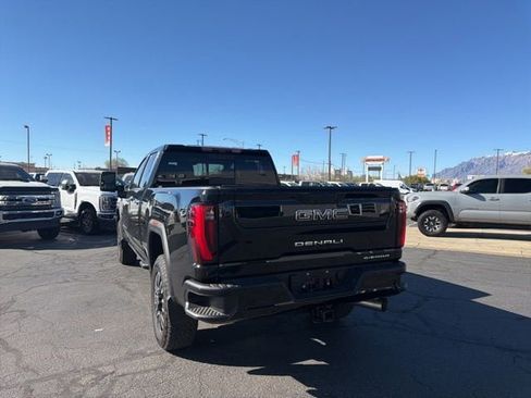 Used 2024 GMC Sierra 2500 Denali Ultimate w/ Max Trailering Package image 10