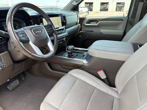 Used 2023 GMC Sierra 1500 SLT w/ SLT Premium Package AWD/4WD image 18