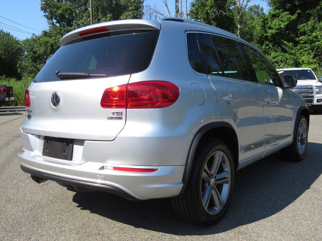 Used 2017 Volkswagen Tiguan Sport AWD/4WD image 5