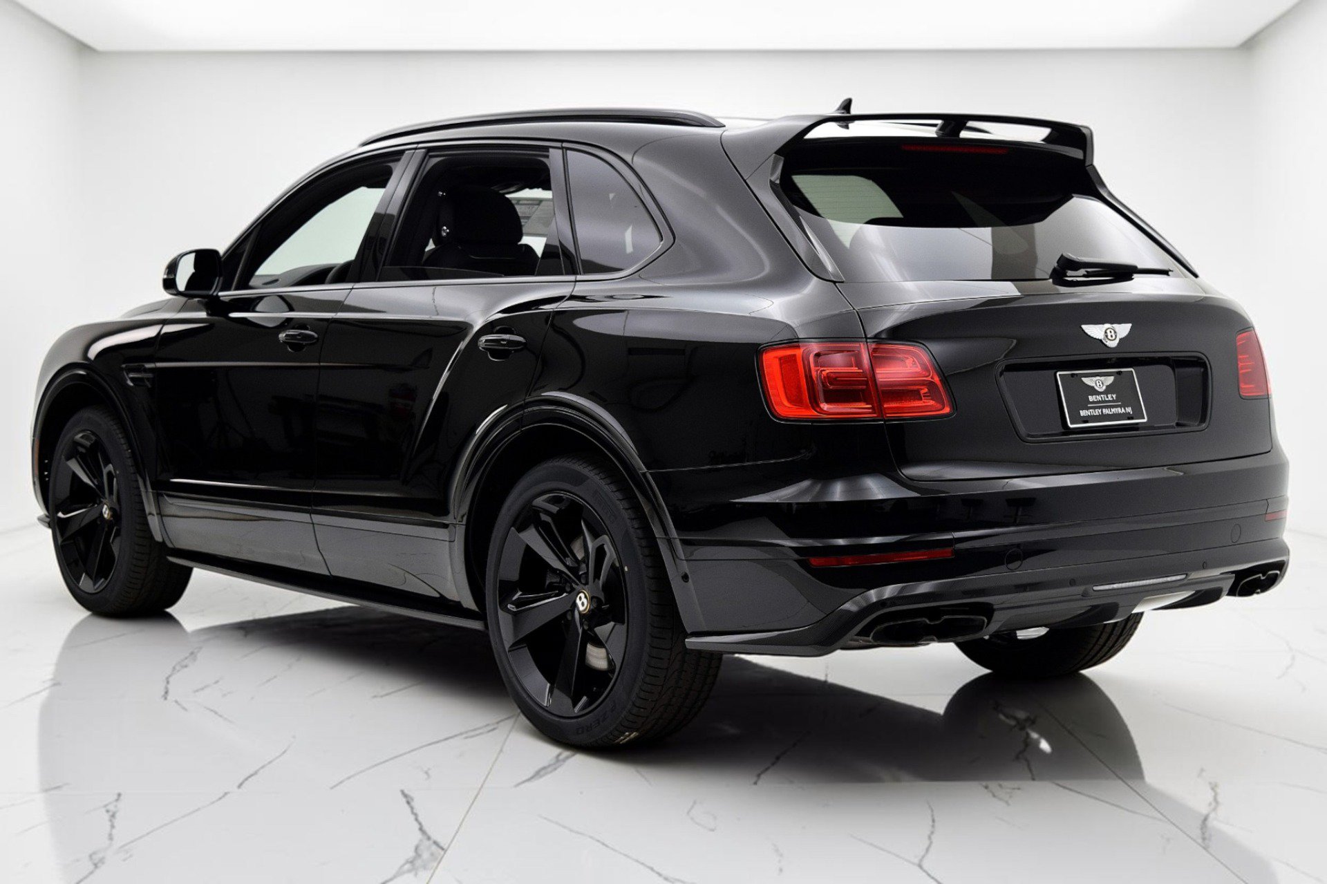Used 2019 Bentley Bentayga AWD/4WD image 4