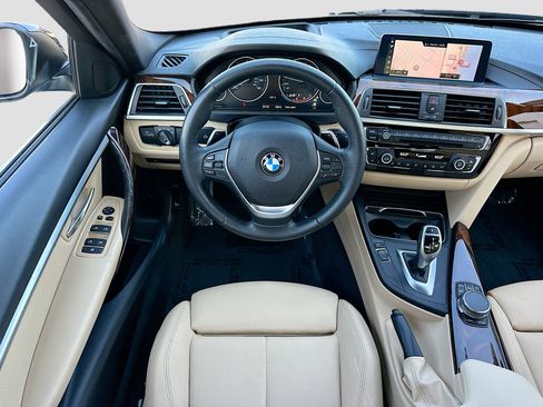 Used 2018 BMW 330i Sedan image 23