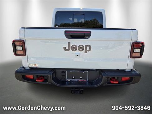 Used 2025 Jeep Gladiator Rubicon image 4