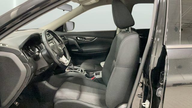 Used 2020 Nissan Rogue SV AWD/4WD image 15