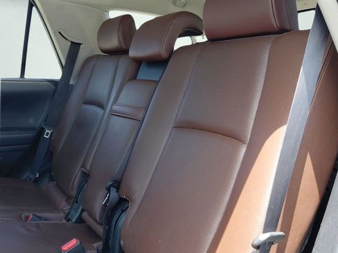 Used 2018 Toyota 4Runner Limited AWD/4WD image 35