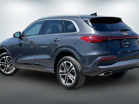 Certified 2025 Audi Q5 Premium Plus w/ Premium Plus AWD/4WD image 12