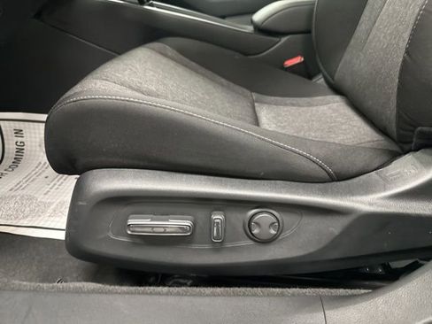 Used 2025 Honda Accord SE image 11