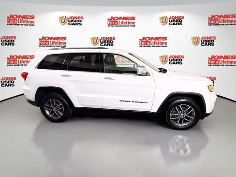 Used 2018 Jeep Grand Cherokee Limited AWD/4WD image 18