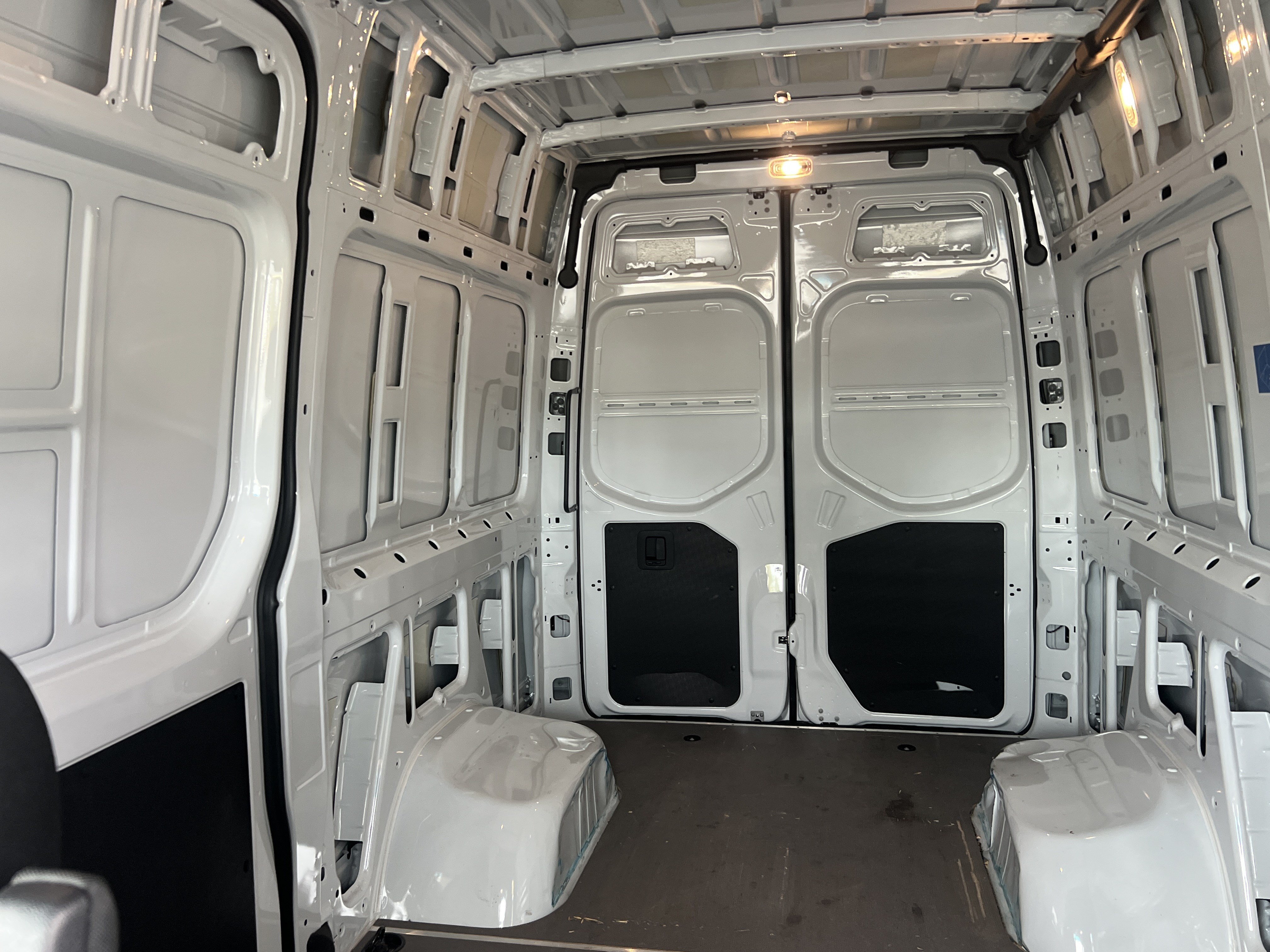 Used 2025 Mercedes-Benz Sprinter 3500 image 29