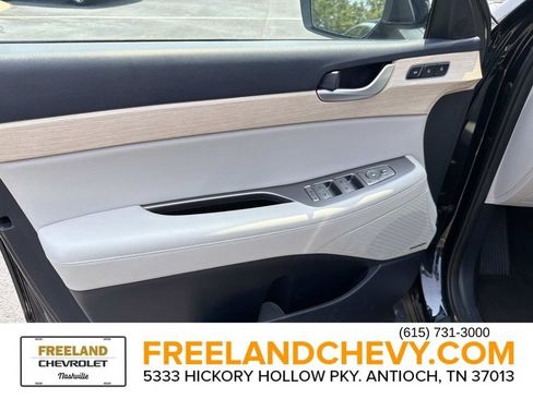 Used 2023 Hyundai Palisade Limited FWD image 19
