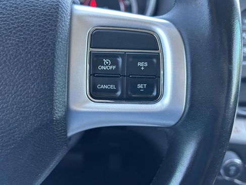 Used 2020 Dodge Journey SE w/ SE Popular Equipment Group FWD image 19