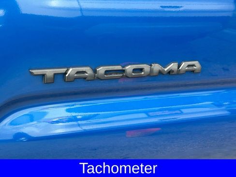 Used 2018 Toyota Tacoma SR5 image 15
