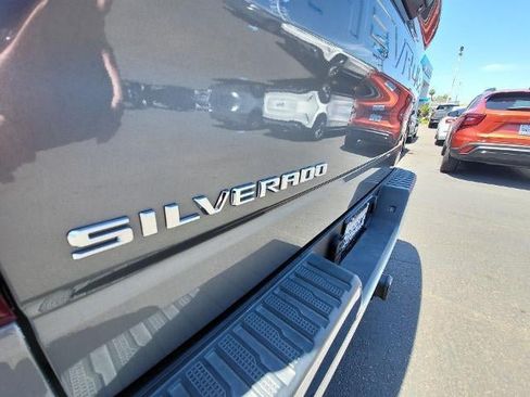 Used 2022 Chevrolet Silverado 1500 LT RWD image 30