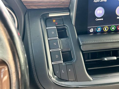 Used 2021 Chevrolet Tahoe High Country w/ Premium Package AWD/4WD image 22