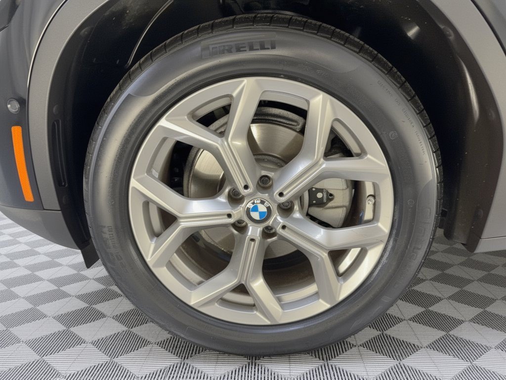 Used 2023 BMW X3 sDrive30i w/ Convenience Package RWD image 13