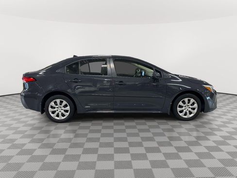 Used 2023 Toyota Corolla LE AWD/4WD image 8