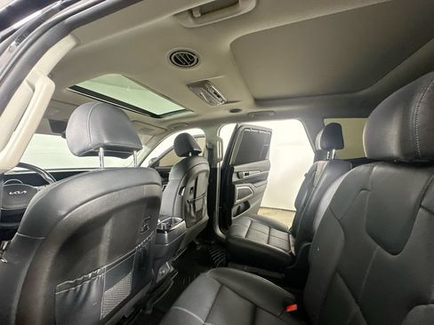 Used 2023 Kia Telluride SX AWD/4WD image 15