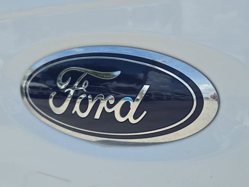 Used 2021 Ford F150 XLT w/ Equipment Group 302A High AWD/4WD image 10