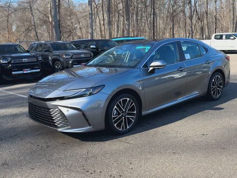 New 2026 Toyota Camry XLE image 4