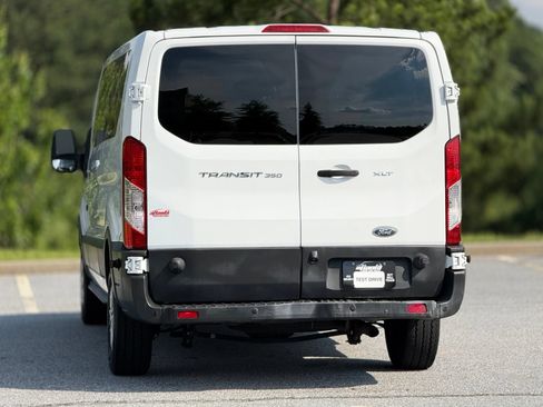 Used 2017 Ford Transit 350 XLT RWD image 5