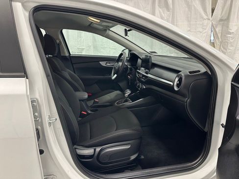 Used 2024 Kia Forte LXS image 48