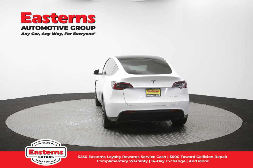 Used 2022 Tesla Model Y Long Range AWD/4WD image 33
