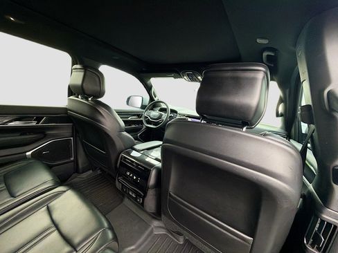 Used 2022 Jeep Wagoneer Series I w/ Premium Group I RWD image 30
