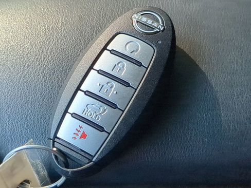 Certified 2024 Nissan Murano Platinum w/ Cargo Package AWD/4WD image 30