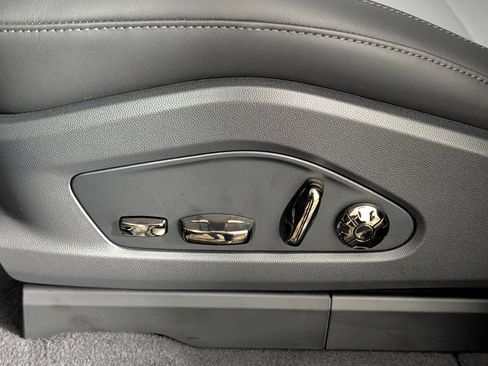 New 2026 Porsche Cayenne Turbo AWD/4WD image 29