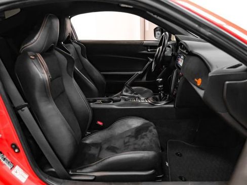 Used 2017 Toyota 86 860 Special Edition RWD image 30