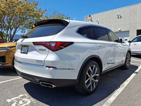 Used 2024 Acura MDX SH-AWD w/ Technology Package image 4