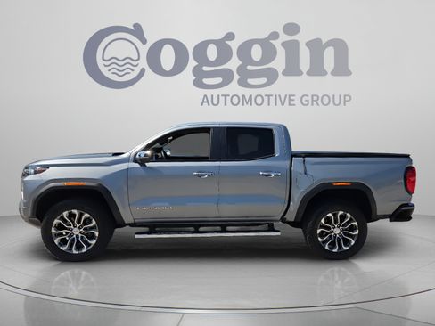 Used 2023 GMC Canyon Denali AWD/4WD image 2