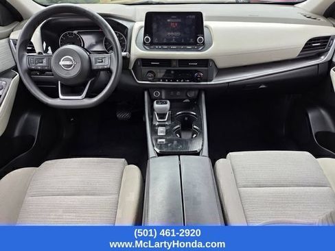 Used 2023 Nissan Rogue SV FWD image 13