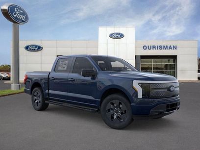 New 2025 Ford F150 Lightning XLT w/ Max Trailer Tow Package