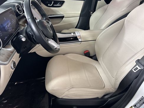 Used 2025 Mercedes-Benz C 300 4MATIC Sedan image 20