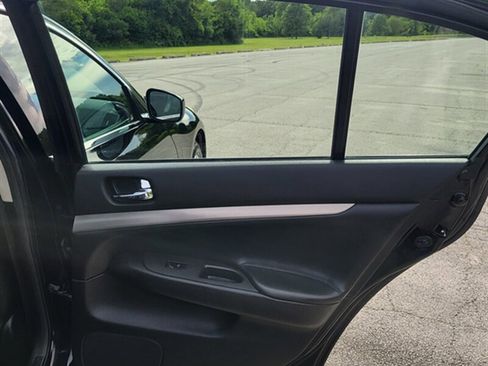 Used 2011 INFINITI G25 x w/ Moonroof Pkg AWD/4WD image 25