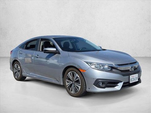 Used 2018 Honda Civic EX-L image 3