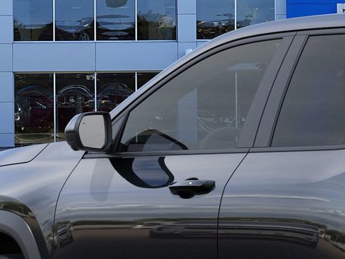 New 2026 Chevrolet Equinox LT image 12