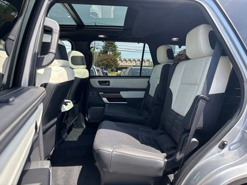 Used 2024 Toyota Sequoia Capstone AWD/4WD image 21