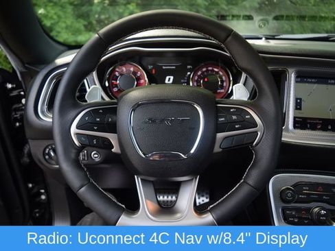 Used 2018 Dodge Challenger SRT Hellcat RWD image 4