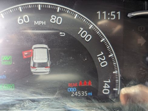 Used 2024 Toyota RAV4 SE w/ Weather & Moonroof Package AWD/4WD image 19