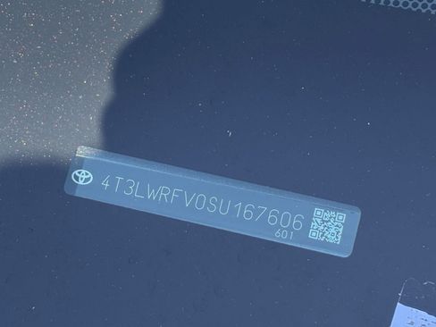 Used 2025 Toyota RAV4 LE image 29