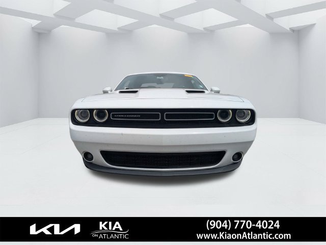 Used 2020 Dodge Challenger SXT w/ Plus Package RWD image 7