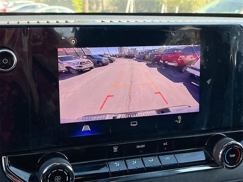 Used 2023 Chevrolet Colorado Trail Boss w/ Advanced Trailering Package image 14